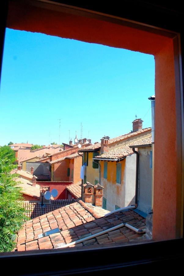 Pisolo In Citta Casa Vacanze Nel Centro Storico Bologna Buitenkant foto