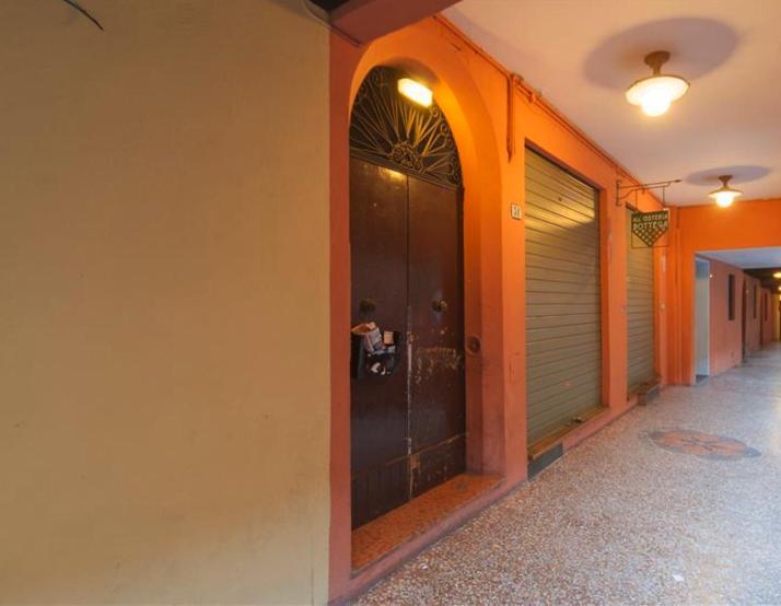 Pisolo In Citta Casa Vacanze Nel Centro Storico Bologna Buitenkant foto